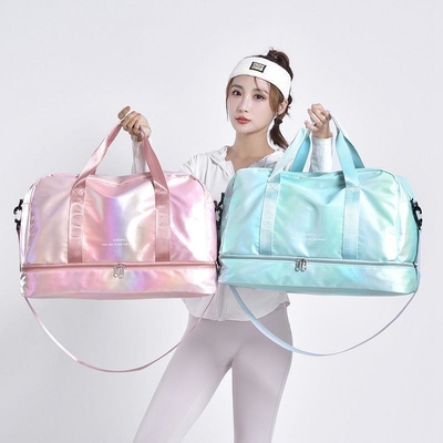 Ακροειδής Unisex Cross Body Fitness Bag σε μωβ με μεγάλη χωρητικότητα