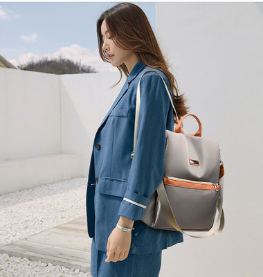 Τραπεζοειδής σχεδιασμός Loungefly Unisex Σκληρό χρώμα πεζοπορία Ρακέτο για το σχολείο